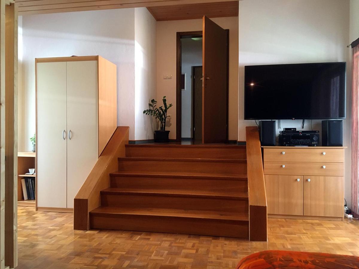 Lookout Apartment